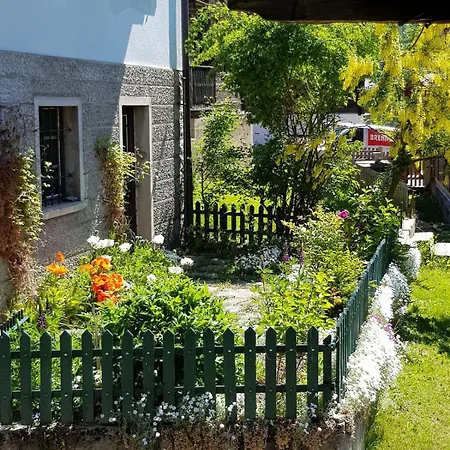 Bright Alpine Duplex With Balcony Views Διαμέρισμα *
