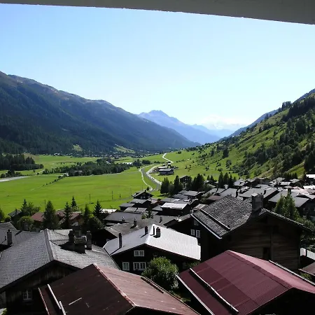 公寓 Bright Alpine Duplex With Balcony Views Glis