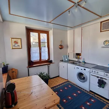 Διαμέρισμα Bright Alpine Duplex With Balcony Views *