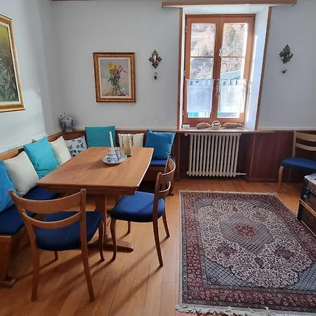 Bright Alpine Duplex With Balcony Views Glis