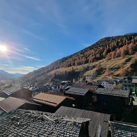 Bright Alpine Duplex With Balcony Views Glis