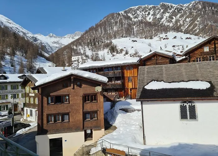 公寓 Bright Alpine Duplex With Balcony Views Glis